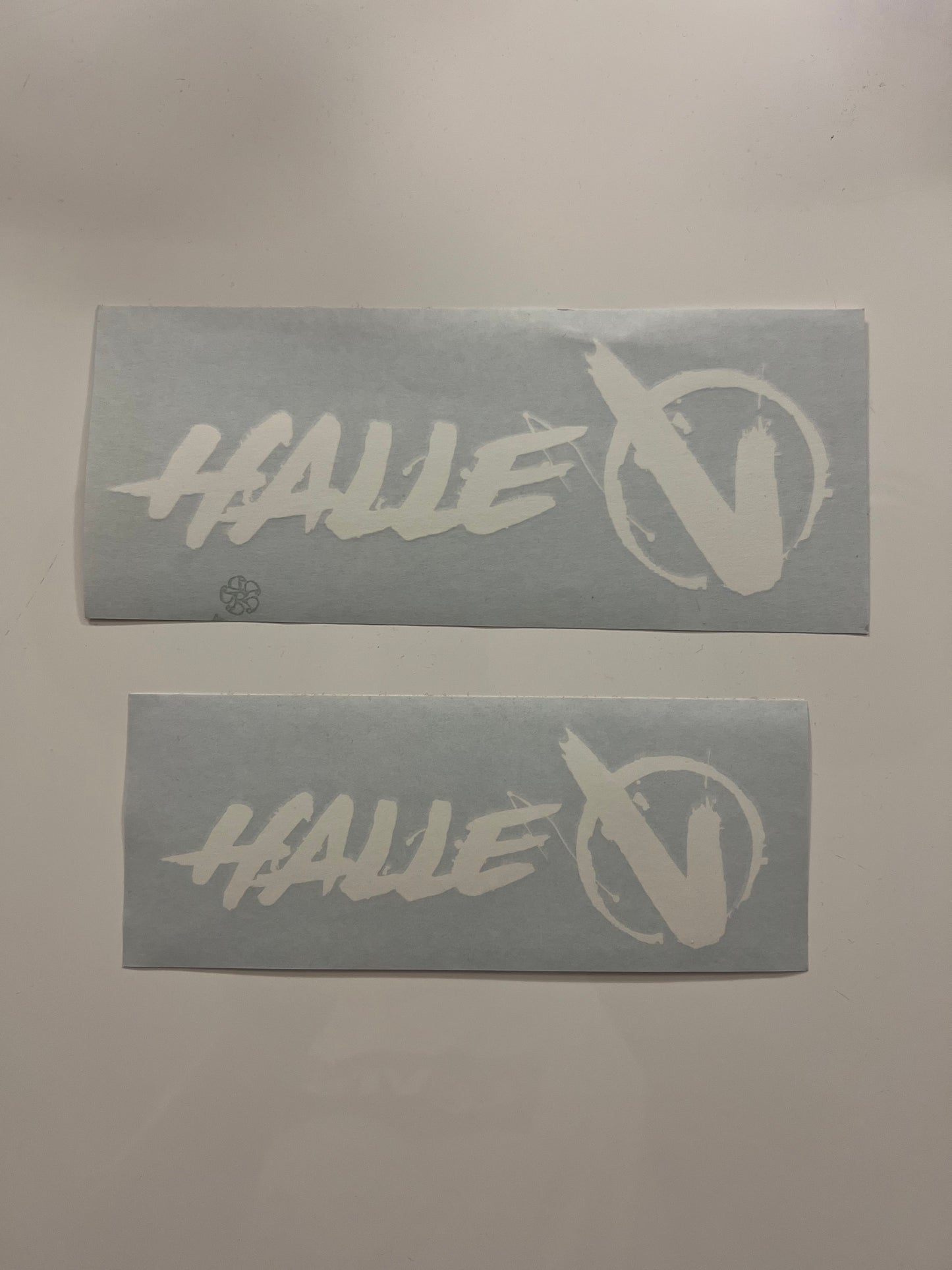 Sticker Logo Weiß